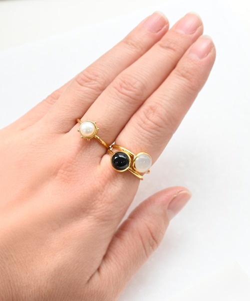 sowi(ソーイ)の「日常使いにも上品さをプラス|SV925 ムーンストーン ぷっくりラウンド ゴールドリング(リング・レディース・ホワイト・#9/#11/#13)」の6枚目の写真