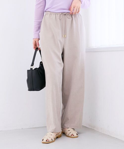 le.coeur blanc（ルクールブラン）の「ピーチスキンイージーパンツ（その他パンツ・レディース・ベージュ/イエロー・36/38）」の18枚目の写真