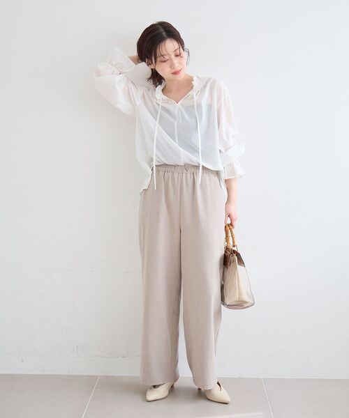le.coeur blanc(ルクールブラン)の「ピーチスキンイージーパンツ(その他パンツ・レディース・ベージュ/イエロー・36/38)」の9枚目の写真