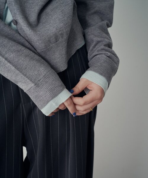 goocy（グーシー）の「【SNSでバズった！】レイヤードライク配色カーディガン（カーディガン/ボレロ・レディース・チャコールグレー/ネイビー/グレー/ブラウン・FREE）」の13枚目の写真