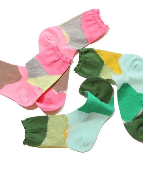 Fun & Daily（ファンアンドデイリー）の「F&D : ミックスブロックサマーソックス（ソックス/靴下・レディース・グリーン/ピンク・FREE）」の3枚目の写真