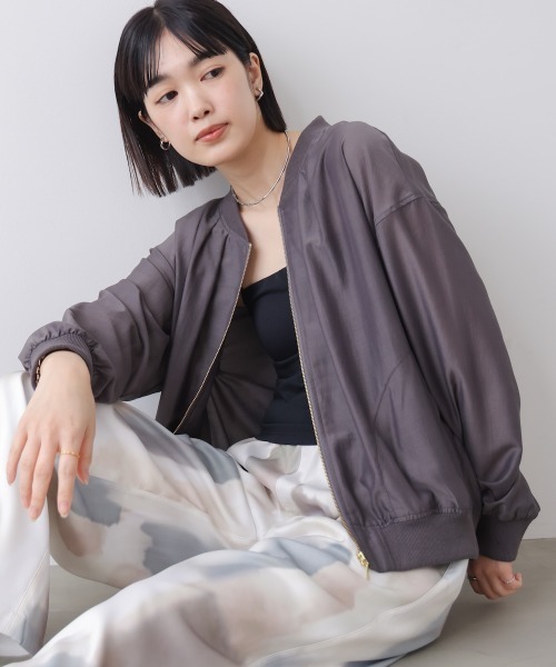 Bou Jeloud(ブージュルード)の「シアーMA1 ブルゾン(ブルゾン・レディース・チャコールグレー/モカ/ミント・38)」の3枚目の写真