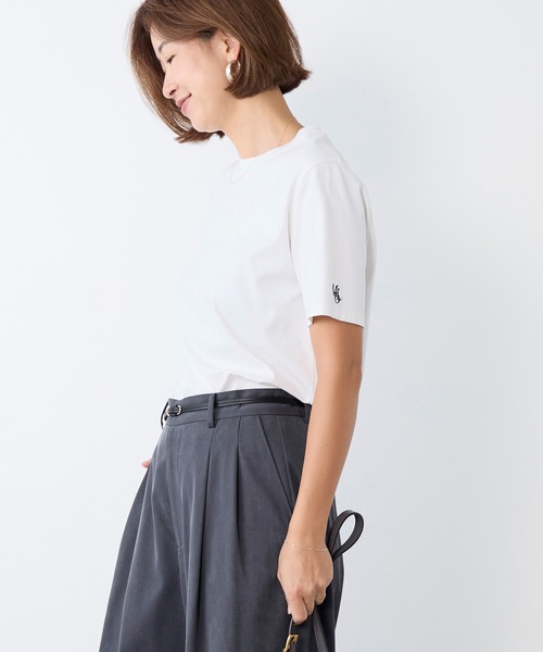 MICA&DEAL（マイカ＆ディール）の「ワンポイント刺繍Tシャツ（Tシャツ/カットソー・レディース・ホワイト/ブラウン・FREE）」の3枚目の写真