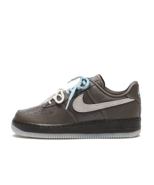 W AIR FORCE 1 '07 LV8 FMME IR5690-256（スニーカー）｜NIKE（ナイキ
