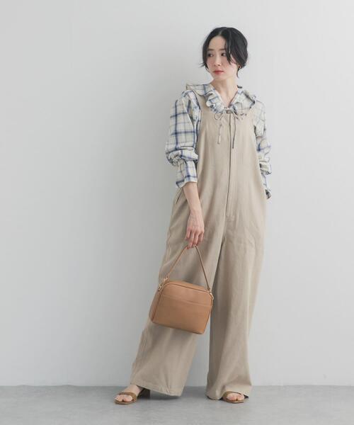 URBAN RESEARCH DOORS(アーバンリサーチドアーズ)の「フロントZIPサロペット(サロペット/オーバーオール・レディース・ナチュラル/カーキ・SMALL/MEDIUM)」の2枚目の写真