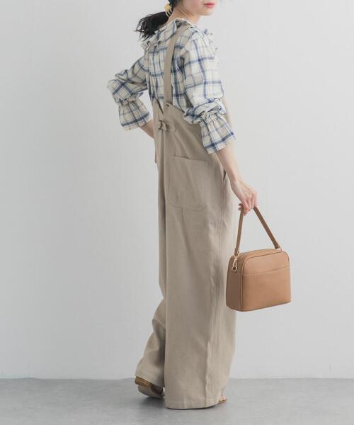 URBAN RESEARCH DOORS(アーバンリサーチドアーズ)の「フロントZIPサロペット(サロペット/オーバーオール・レディース・ナチュラル/カーキ・SMALL/MEDIUM)」の6枚目の写真