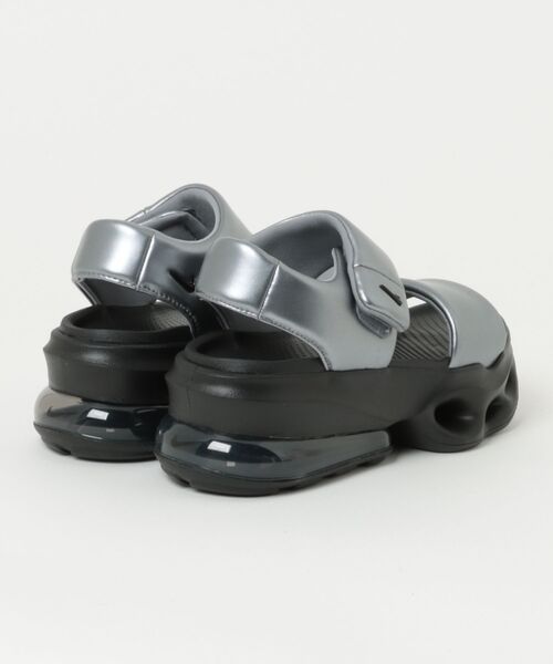 NIKE(ナイキ)の「NIKE ナイキ W AIRMAX HALO ウィメンズ エア マックス ヘイロー WIO1959 010MCLGY/BLACK(サンダル・レディース・グレー・22.0cm/23.0cm/24.0cm/25.0cm/26.0cm/27.0cm)」の3枚目の写真
