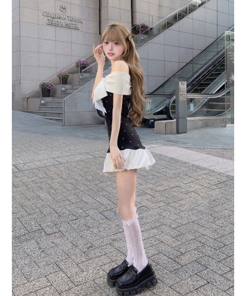 パールビジューオフショルフリルニットミニワンピース ダーリッチ darich パールビジューオフショルフリルニットミニワンピース（ワンピース