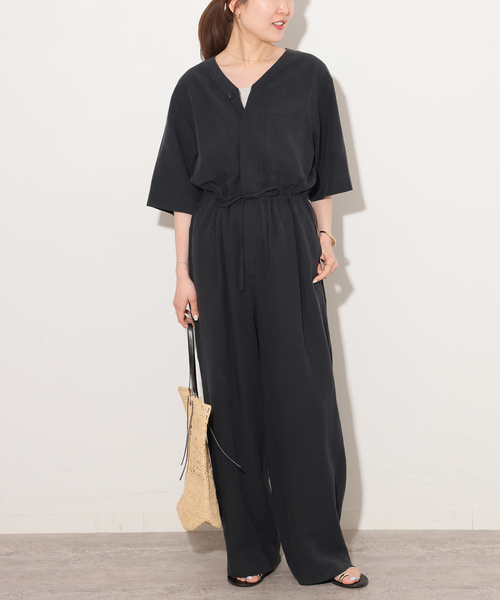 JOURNAL STANDARD relume（ジャーナルスタンダード　レリューム）の「Vネックオールインワン（つなぎ/オールインワン・レディース・ブラウン/ネイビー・38/36）」の12枚目の写真