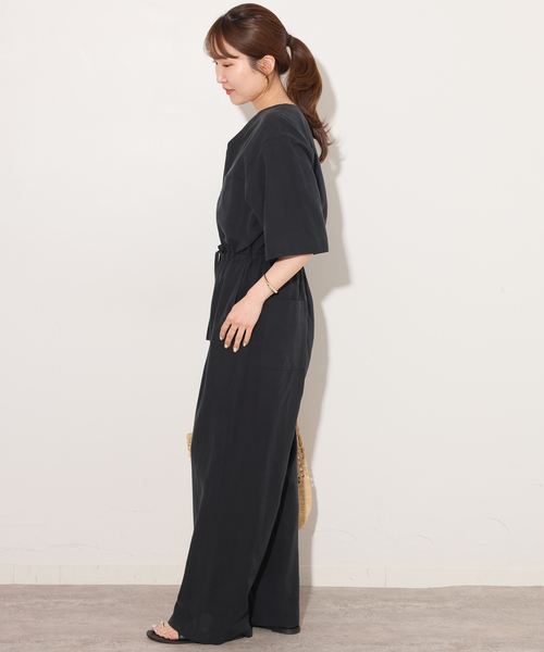 JOURNAL STANDARD relume（ジャーナルスタンダード　レリューム）の「Vネックオールインワン（つなぎ/オールインワン・レディース・ブラウン/ネイビー・38/36）」の14枚目の写真