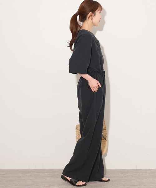 JOURNAL STANDARD relume（ジャーナルスタンダード　レリューム）の「Vネックオールインワン（つなぎ/オールインワン・レディース・ブラウン/ネイビー・38/36）」の15枚目の写真