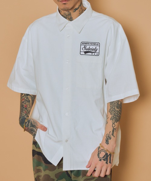 Subciety(サブサエティ)の「Square tail patch shirt(シャツ/ブラウス・メンズ・ブラック/ホワイト/ブルー・X-LARGE/LARGE/MEDIUM/SMALL)」の18枚目の写真