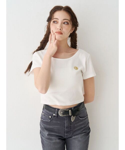 EVRIS(エヴリス)の「SUNNYショートTシャツ(Tシャツ/カットソー・レディース・ブラウン/ホワイト/カーキ/ブラック/ピンク・FREE)」の22枚目の写真