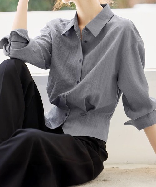 by LEGNA(バイレグナ)の「大人カジュアルブラウス(シャツ/ブラウス・レディース・グレー/ホワイト・LARGE/X-LARGE/MEDIUM/SMALL)」の9枚目の写真