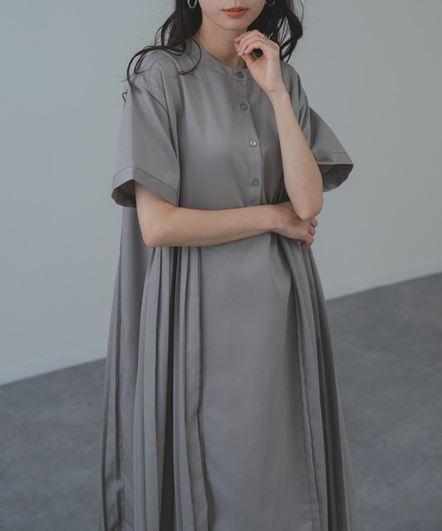 refinedworks(リファインドワークス)の「【refinedworks】麻混 半袖 プリーツ ワンピース(ワンピース・レディース・ブラック/グレー・FREE)」の10枚目の写真