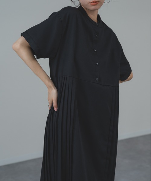 refinedworks(リファインドワークス)の「【refinedworks】麻混 半袖 プリーツ ワンピース(ワンピース・レディース・ブラック/グレー・FREE)」の6枚目の写真