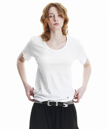 ホーリーUネックTシャツ