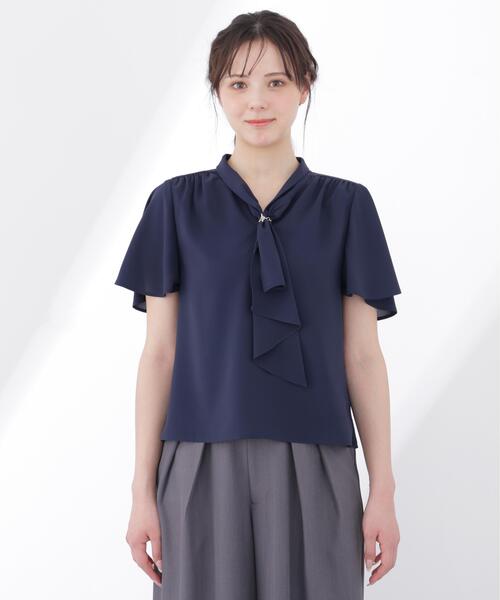 PROPORTION BODY DRESSING(プロポーションボディドレッシング)の「チェーン付きフリルタイブラウス / 1216110501(シャツ/ブラウス・レディース・グレー/ホワイト/ネイビー・MEDIUM/SMALL)」の15枚目の写真