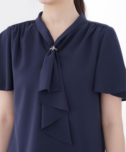 PROPORTION BODY DRESSING(プロポーションボディドレッシング)の「チェーン付きフリルタイブラウス / 1216110501(シャツ/ブラウス・レディース・グレー/ホワイト/ネイビー・MEDIUM/SMALL)」の18枚目の写真
