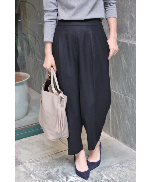 IENA（イエナ）の「《追加》W/CA ペグトップパンツ◆（その他パンツ・レディース・ブラック/キャメル/ベージュ系その他・36/38/34/40）」の11枚目の写真