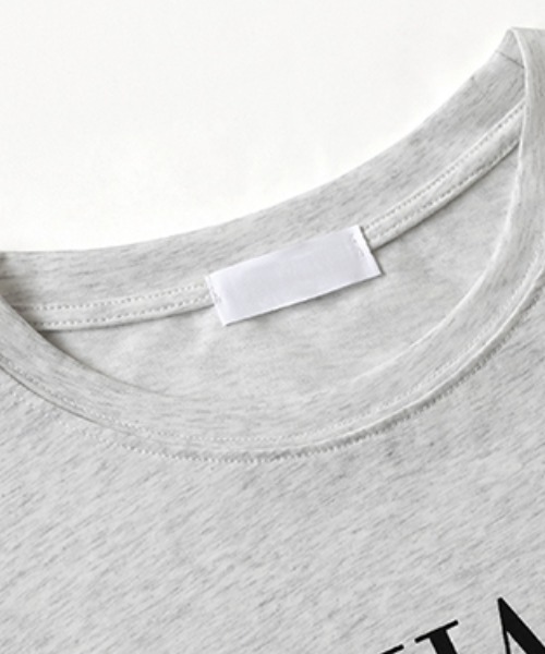 COCOMOMO(ココモモ)の「一枚でこなれる。抜け感たっぷりアソートロゴTシャツ ロゴTシャツ オーバーサイズTシャツ ロゴ Tシャツ 半袖 オーバーサイズ トップス カットソー ロゴT 春服 夏服(Tシャツ/カットソー・レディース・ホワイト/グレー/ブラック・FREE)」の13枚目の写真