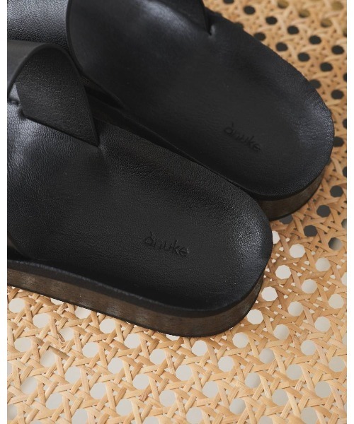 anuke(アンヌーク)の「Ecoleather Belt Sandals 62611006(サンダル・レディース・オフホワイト/ブラック・37/38/36)」の5枚目の写真