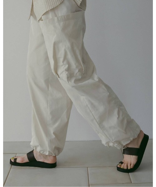 anuke(アンヌーク)の「Ecoleather Belt Sandals 62611006(サンダル・レディース・オフホワイト/ブラック・37/38/36)」の12枚目の写真