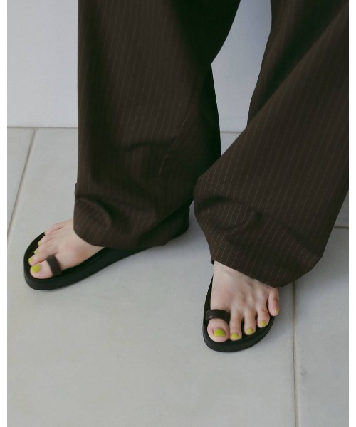 anuke(アンヌーク)の「Ecoleather Belt Sandals 62611006(サンダル・レディース・オフホワイト/ブラック・37/38/36)」の13枚目の写真