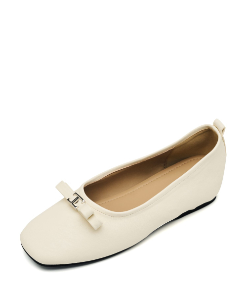 SPUR(シュプール)の「Hapburn Bowtie リボン フラットシューズ 3cm -VS9008 (3color)(バレエシューズ・レディース・シルバー/ブラック/アイボリー・22.5cm/23.5cm/23cm/24.5cm/24cm/25cm)」の5枚目の写真