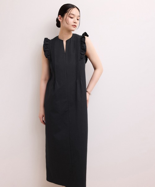 ADAM ET ROPE'(アダムエロペ)の「【WEB限定】フリルショルダーワンピース(ワンピース・レディース・ベージュ/ブラック・36/38)」の11枚目の写真