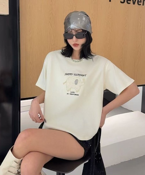 DIAVEL(ディアベル)の「ハッピーエレファント刺繍Tシャツ(Tシャツ/カットソー・レディース・ホワイト/ベージュ/ライトブルー・M)」の3枚目の写真