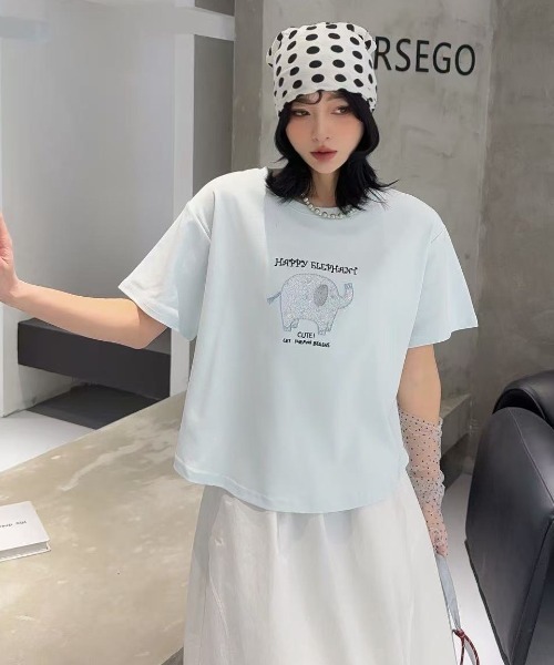 DIAVEL(ディアベル)の「ハッピーエレファント刺繍Tシャツ(Tシャツ/カットソー・レディース・ホワイト/ベージュ/ライトブルー・M)」の12枚目の写真