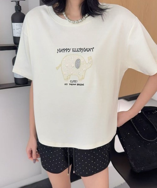 DIAVEL(ディアベル)の「ハッピーエレファント刺繍Tシャツ(Tシャツ/カットソー・レディース・ホワイト/ベージュ/ライトブルー・M)」の9枚目の写真