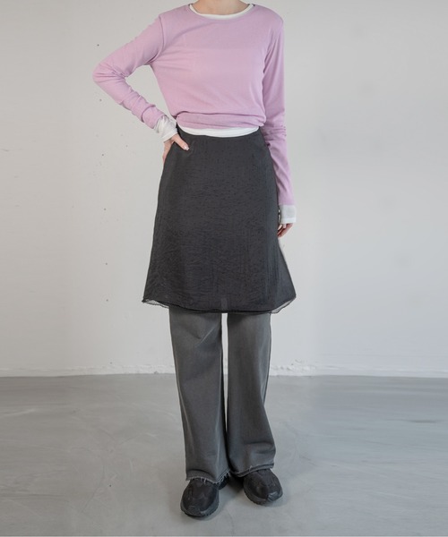 hwyl(ヒュイル)の「ミニドット柄 ミディ丈スカート(スカート・レディース・ホワイト/ブラック・SMALL/MEDIUM)」の13枚目の写真