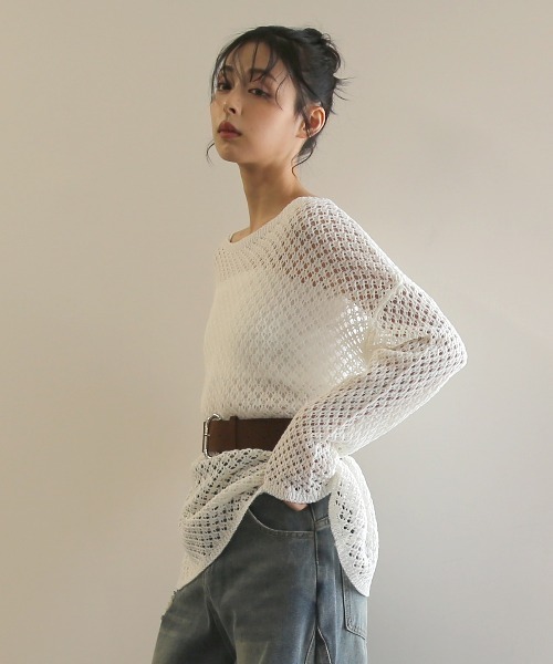 No one knows（ノーワンノーズ）の「ZOZO限定 透かし編みニットプルオーバー(インナーとベルト付き)3点セット（アンサンブル・レディース・ホワイト/ブラック・FREE）」の5枚目の写真