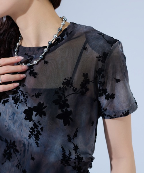 Ellno de Mavie(エルノデメヴィ)の「オパールベロアシアートップス/肩パッド付き(Tシャツ/カットソー・レディース・ブラック系その他/ブルー系その他・FREE)」の18枚目の写真
