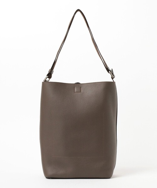 BEAMS F（ビームスエフ）の「【別注】Daniel & Bob / ETTORE レザー ショルダーバッグ（トートバッグ・メンズ・カーキ・ONE SIZE）」の3枚目の写真