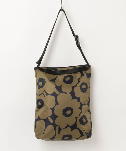 marimekko(マリメッコ)の「Unikko / Neat Crossbody M shoulder bag(ショルダーバッグ・レディース・モカ・FREE)」の11枚目の写真