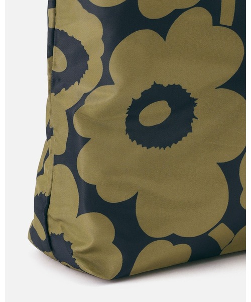 marimekko(マリメッコ)の「Unikko / Neat Crossbody M shoulder bag(ショルダーバッグ・レディース・モカ・FREE)」の9枚目の写真