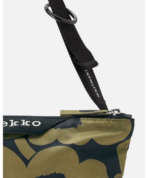 marimekko(マリメッコ)の「Unikko / Neat Crossbody M shoulder bag(ショルダーバッグ・レディース・モカ・FREE)」の10枚目の写真