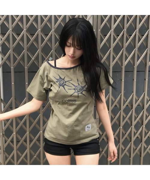 COIRIS(コイリス)の「ソルナワンショルダーカラー配色半袖Tシャツ(13カラー)(Tシャツ/カットソー・レディース・チャコール/イエロー/ブラック/スカイブルー/ブラウン/ライトグレー/グリーン/レッド/ブルー/バーガンディー/ホワイト/カーキ/チャコールグレー/ブラック系・FREE)」の8枚目の写真
