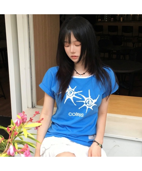 COIRIS(コイリス)の「ソルナワンショルダーカラー配色半袖Tシャツ(13カラー)(Tシャツ/カットソー・レディース・チャコール/イエロー/ブラック/スカイブルー/ブラウン/ライトグレー/グリーン/レッド/ブルー/バーガンディー/ホワイト/カーキ/チャコールグレー/ブラック系・FREE)」の11枚目の写真