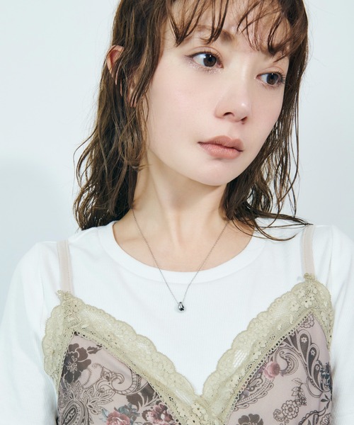 GOLDY(ゴールディ)の「【金属アレルギー軽減】ニュアンス ドロップ スライド ステンレス ネックレス(ネックレス・レディース・ゴールド/シルバー・FREE)」の4枚目の写真