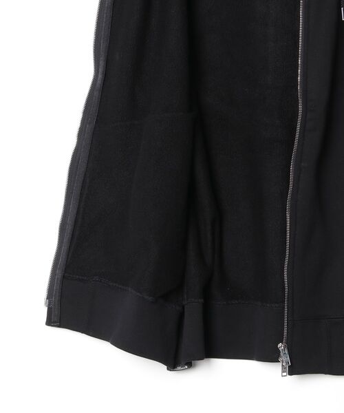mastermind JAPAN(マスターマインド)の「GLASS BEADED SLEEVELESS HOODIE(パーカー・メンズ・ブラック・XL)」の4枚目の写真