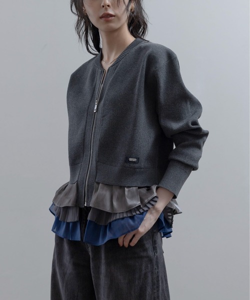 Eimee Law(エイミーロウ)の「ペプラムフリルニットブルゾン(ブルゾン・レディース・ダークグレー/ベージュ/ブラック・FREE)」の21枚目の写真