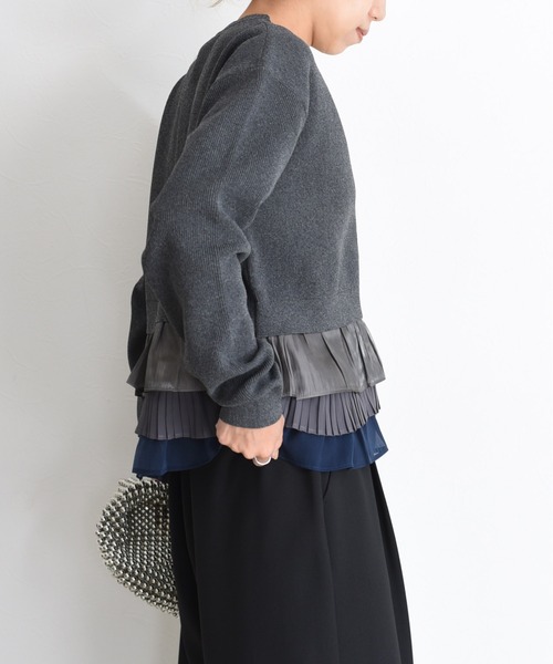Eimee Law(エイミーロウ)の「ペプラムフリルニットブルゾン(ブルゾン・レディース・ダークグレー/ベージュ/ブラック・FREE)」の11枚目の写真