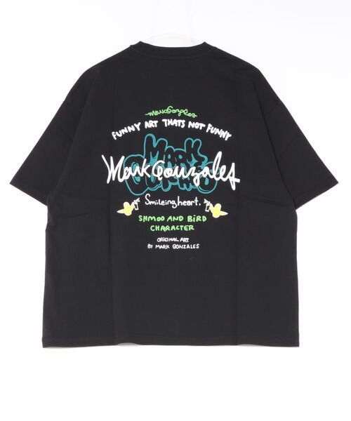 RiNc (リンク)の「【 MARK GONZALES 】 スマイリングハート バックプリント Tシャツ(Tシャツ/カットソー・メンズ・ブラック/ホワイト・L/XL/M)」の4枚目の写真