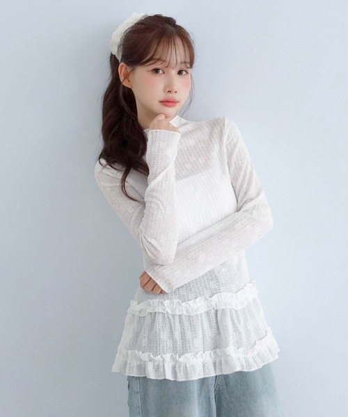by muni:r（バイ ムニール）の「レースハイネック フリルTシャツ/2026 AW COLLECTION（Tシャツ/カットソー・レディース・ホワイト・FREE）」の2枚目の写真