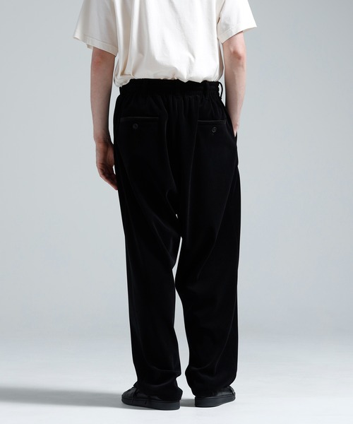 Y-3(ワイスリー)の「Y-3 VELVET CORDUROY TAPERED PANTS(その他パンツ・メンズ・ブラック・LARGE/X-LARGE/X-SMALL/SMALL/MEDIUM)」の3枚目の写真