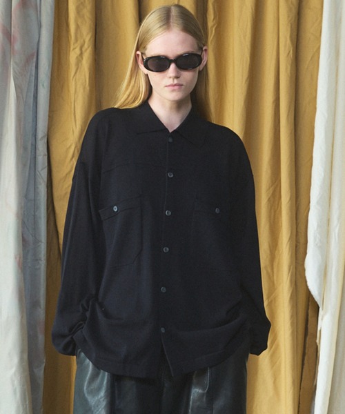 MAISON SPECIAL（メゾンスペシャル）の「《UNISEX》ダブルポケットプライムオーバーミリタリーニットシャツ/Double Pocket Prime-Over Military Knit Shirt【MAISON SPECIAL/メゾンスペシャル】（カーディガン/ボレロ・メンズ・バーガンディー/ブラック/グリーン・0/1/2）」の2枚目の写真